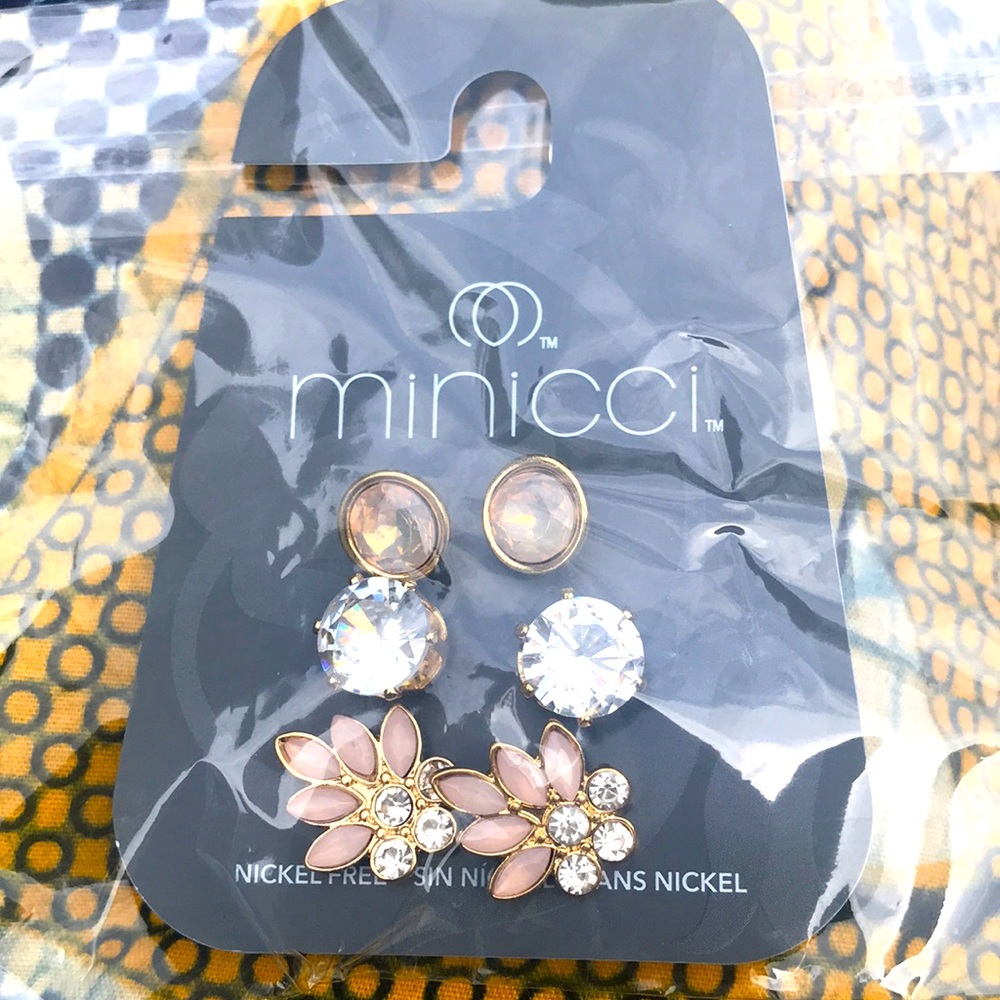 🔥Gold Stunning Earrings 3pcs